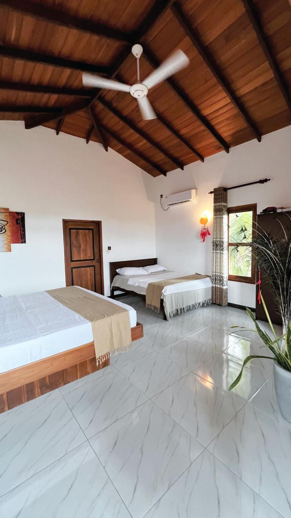 The Lookout Lodge Tangalle Extérieur photo